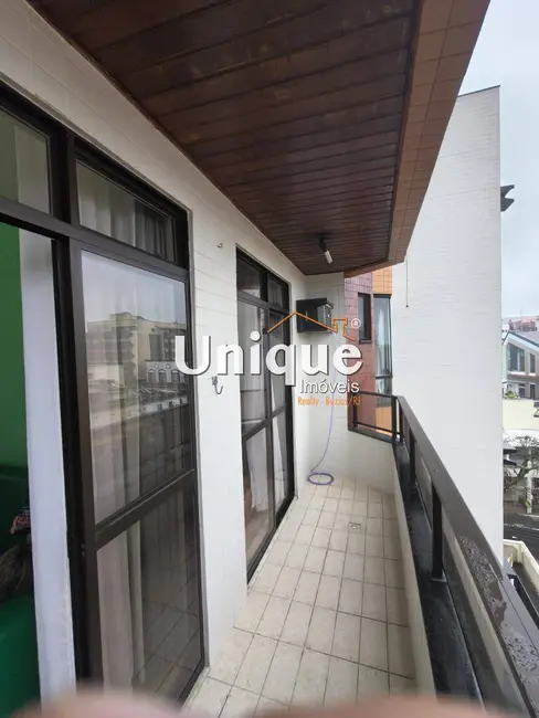 Foto 8 de Apartamento com 2 quartos à venda, 95m2 em Centro, Cabo Frio - RJ