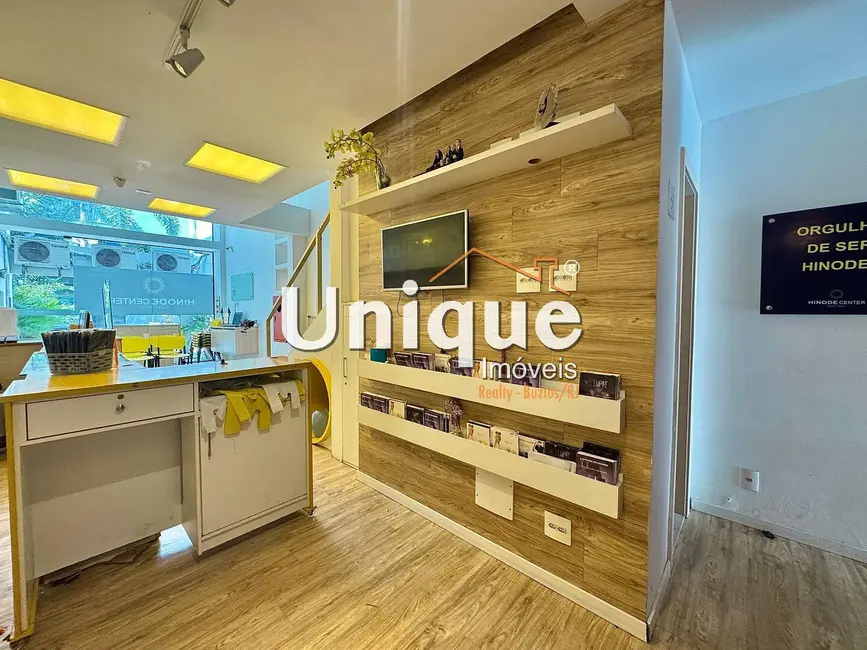 Loja à venda, 120m2 em Centro, Cabo Frio - RJ - imagem 3 Foto 3 de Loja à venda, 120m2 em Centro, Cabo Frio - RJ