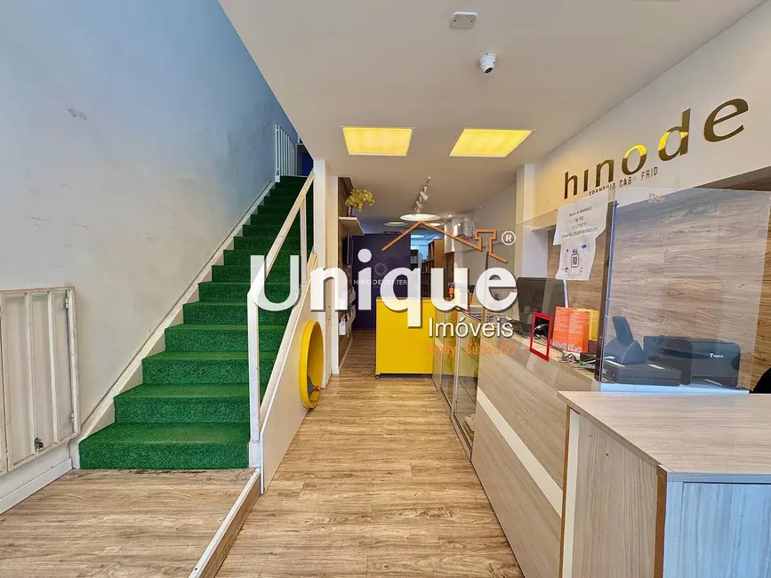 Loja à venda, 120m2 em Centro, Cabo Frio - RJ - imagem 2 Foto 2 de Loja à venda, 120m2 em Centro, Cabo Frio - RJ