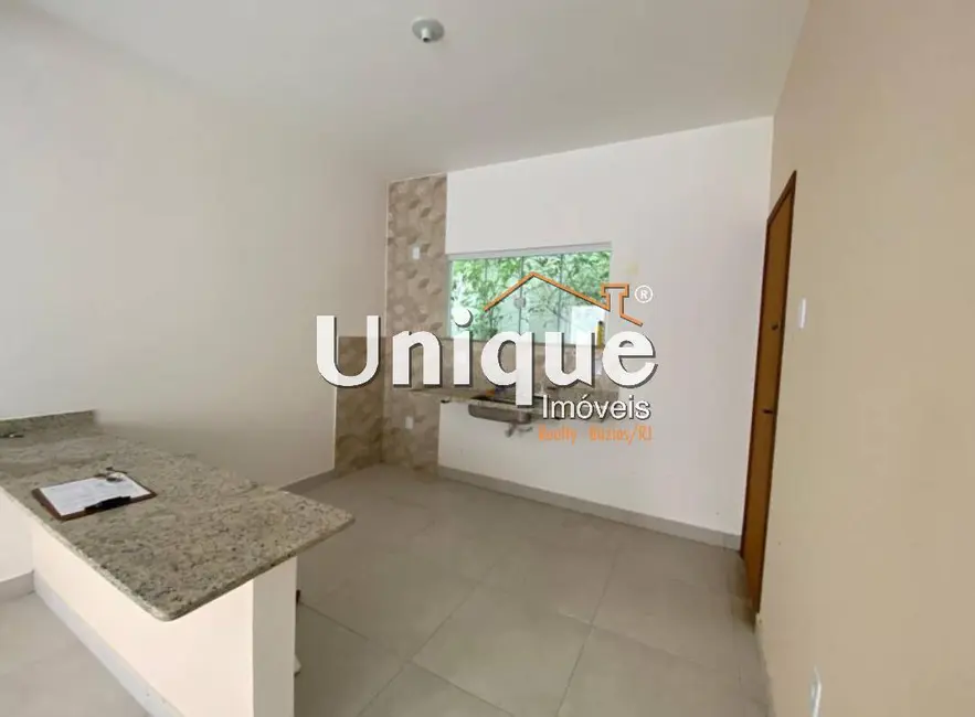 Casa com 2 quartos para alugar, 70m2 em Peró, Cabo Frio - RJ - imagem 2 Foto 2 de Casa com 2 quartos para alugar, 70m2 em Peró, Cabo Frio - RJ