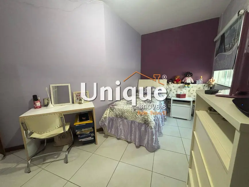 Foto 8 de Casa com 4 quartos à venda, 142m2 em Cabo Frio - RJ