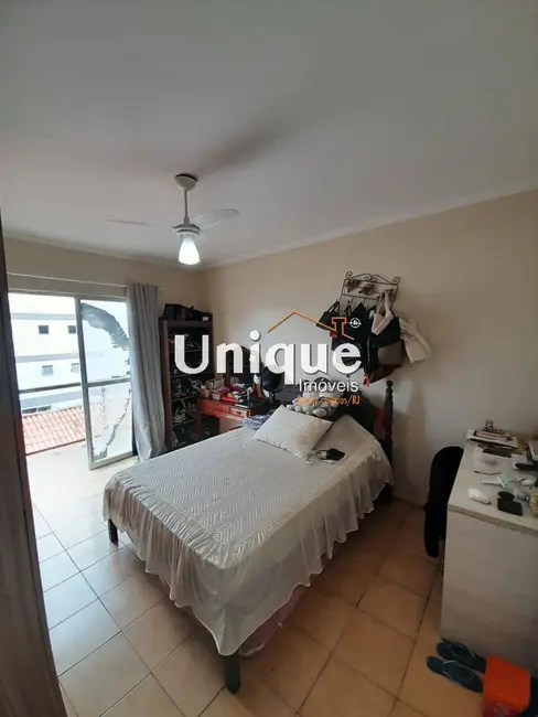 Foto 7 de Apartamento com 3 quartos à venda, 130m2 em Centro, Cabo Frio - RJ