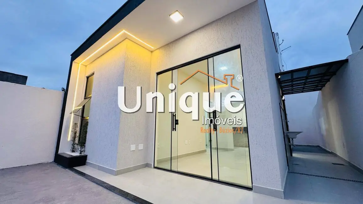 Foto 3 de Casa com 2 quartos à venda, 67m2 em Cabo Frio - RJ