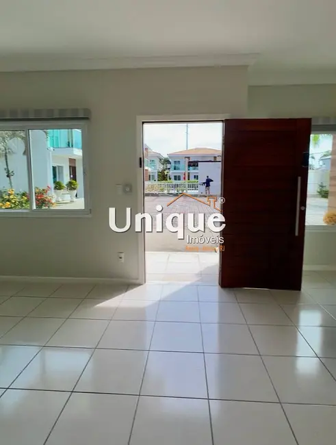 Foto 9 de Casa com 3 quartos à venda, 192m2 em Portinho, Cabo Frio - RJ