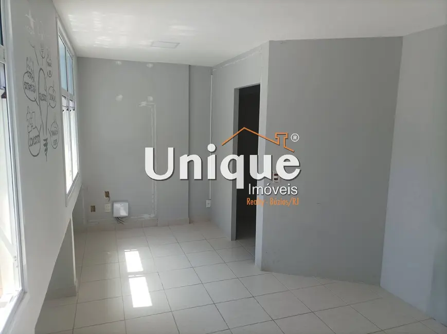 Sala Comercial para alugar, 48m2 em Passagem, Cabo Frio - RJ - imagem 2 Foto 2 de Sala Comercial para alugar, 48m2 em Passagem, Cabo Frio - RJ