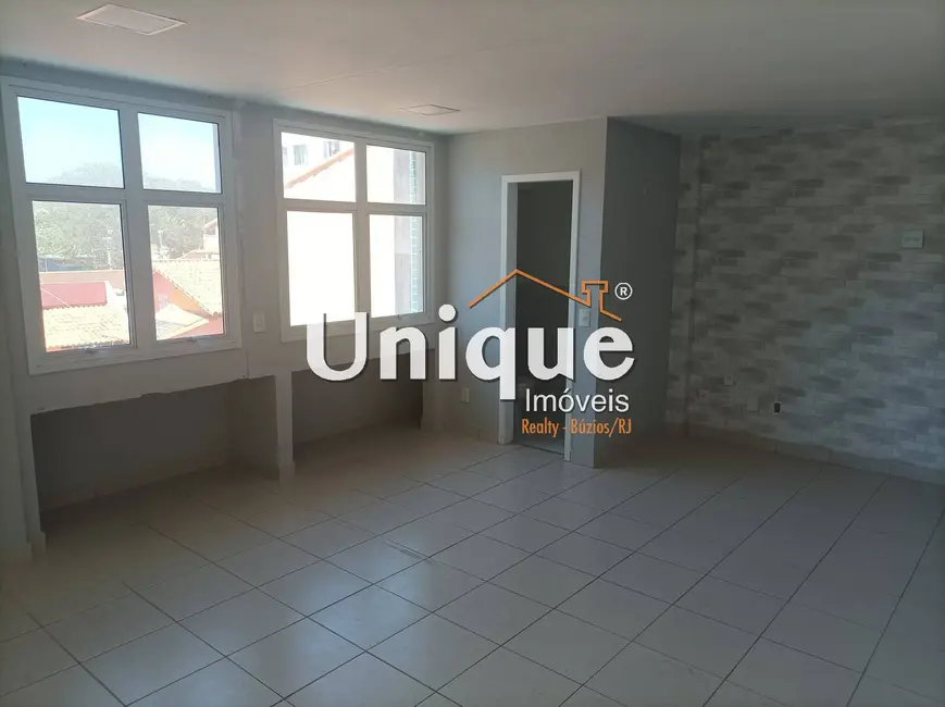 Sala Comercial para alugar, 50m2 em Passagem, Cabo Frio - RJ - imagem 2 Foto 2 de Sala Comercial para alugar, 50m2 em Passagem, Cabo Frio - RJ