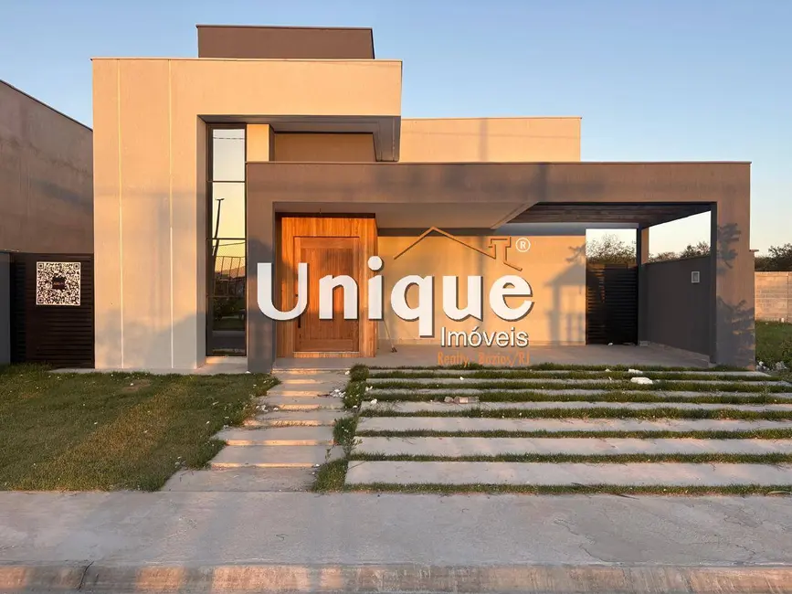 Casa com 3 quartos à venda, 252m2 em Nova São Pedro, Sao Pedro Da Aldeia - RJ - imagem 1 Foto 1 de Casa com 3 quartos à venda, 252m2 em Nova São Pedro, Sao Pedro Da Aldeia - RJ