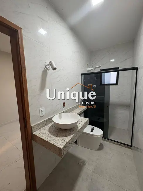 Casa com 3 quartos à venda, 252m2 em Nova São Pedro, Sao Pedro Da Aldeia - RJ - imagem 5 Foto 5 de Casa com 3 quartos à venda, 252m2 em Nova São Pedro, Sao Pedro Da Aldeia - RJ