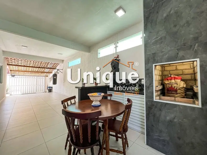 Casa com 3 quartos à venda, 239m2 em Fluminense, Sao Pedro Da Aldeia - RJ - imagem 5 Foto 5 de Casa com 3 quartos à venda, 239m2 em Fluminense, Sao Pedro Da Aldeia - RJ