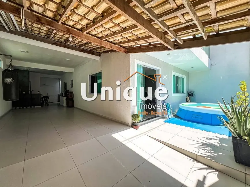 Casa com 3 quartos à venda, 239m2 em Fluminense, Sao Pedro Da Aldeia - RJ - imagem 2 Foto 2 de Casa com 3 quartos à venda, 239m2 em Fluminense, Sao Pedro Da Aldeia - RJ
