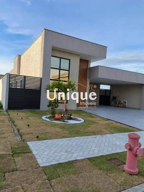 Foto 2 de Casa com 3 quartos à venda, 385m2 em Ogiva, Cabo Frio - RJ