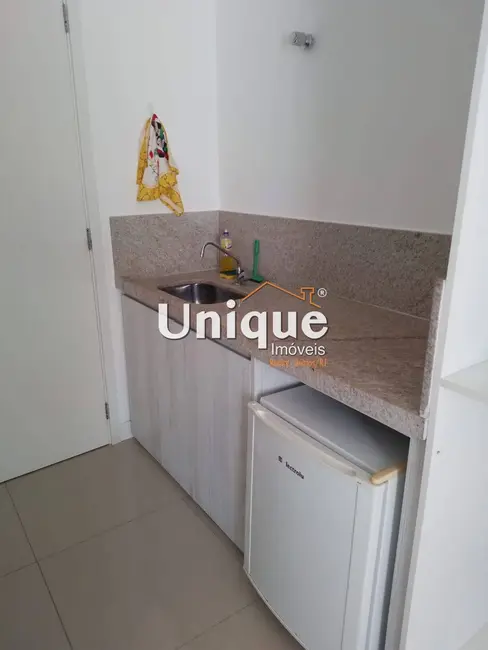 Foto 9 de Apartamento com 1 quarto à venda e para alugar, 22m2 em São Bento, Cabo Frio - RJ