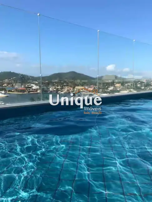 Foto 1 de Apartamento com 1 quarto à venda e para alugar, 22m2 em São Bento, Cabo Frio - RJ