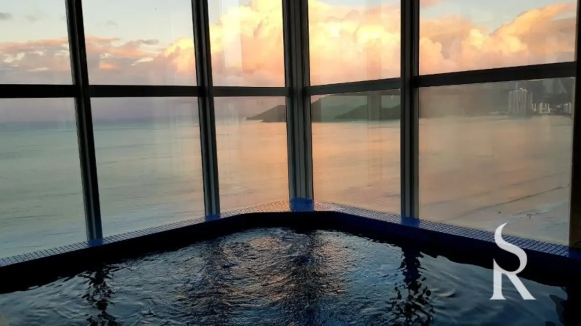 Apartamento com 4 quartos à venda, 316m2 em Centro, Balneario Camboriu - SC - imagem 2 Foto 2 de Apartamento com 4 quartos à venda, 316m2 em Centro, Balneario Camboriu - SC