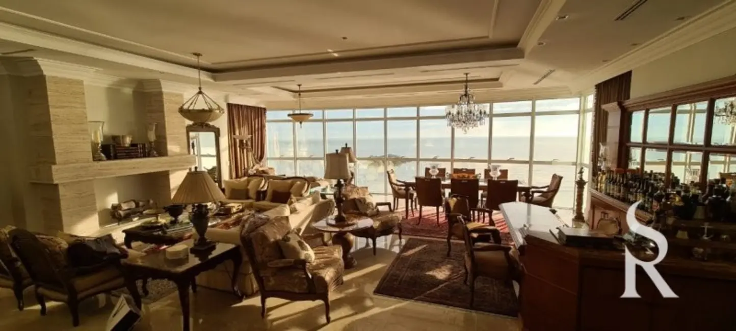 Apartamento com 4 quartos à venda, 316m2 em Centro, Balneario Camboriu - SC - imagem 1 Foto 1 de Apartamento com 4 quartos à venda, 316m2 em Centro, Balneario Camboriu - SC