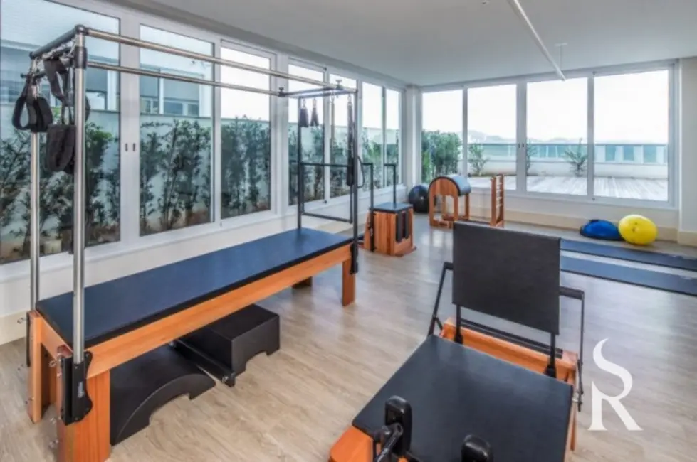 Apartamento com 4 quartos para alugar, 237m2 em Centro, Balneario Camboriu - SC - imagem 9 Foto 9 de Apartamento com 4 quartos para alugar, 237m2 em Centro, Balneario Camboriu - SC