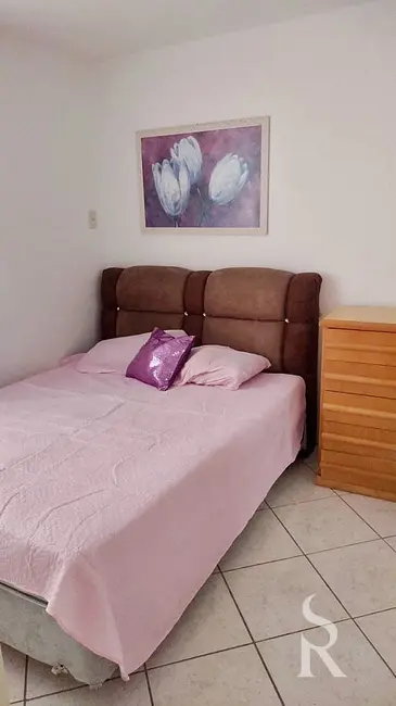 Apartamento com 3 quartos para alugar, 127m2 em Centro, Balneario Camboriu - SC - imagem 4 Foto 4 de Apartamento com 3 quartos para alugar, 127m2 em Centro, Balneario Camboriu - SC