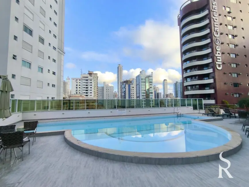 Foto 2 de Apartamento com 4 quartos para alugar, 200m2 em Centro, Balneario Camboriu - SC