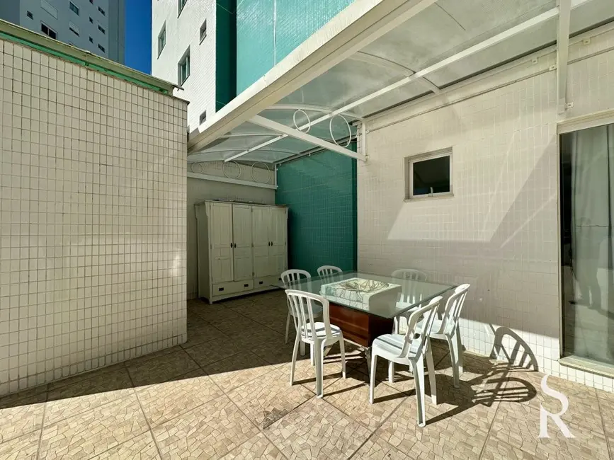Apartamento com 4 quartos para alugar, 200m2 em Centro, Balneario Camboriu - SC - imagem 5 Foto 5 de Apartamento com 4 quartos para alugar, 200m2 em Centro, Balneario Camboriu - SC