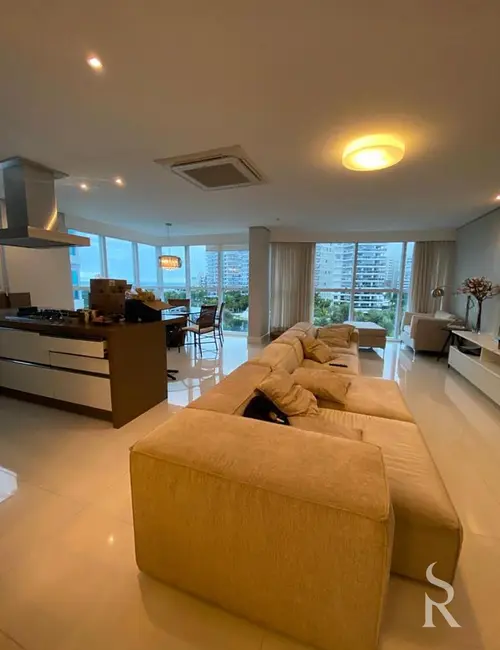 Foto 4 de Apartamento com 3 quartos para alugar, 160m2 em Itajai - SC