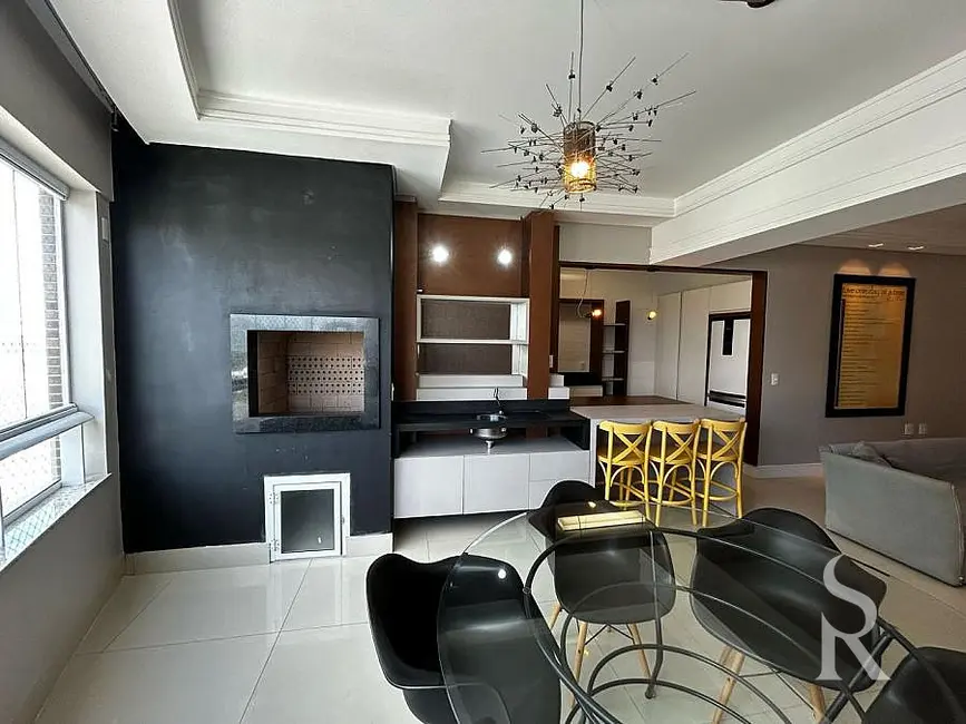 Apartamento com 3 quartos para alugar, 410m2 em Centro, Balneario Camboriu - SC - imagem 8 Foto 8 de Apartamento com 3 quartos para alugar, 410m2 em Centro, Balneario Camboriu - SC