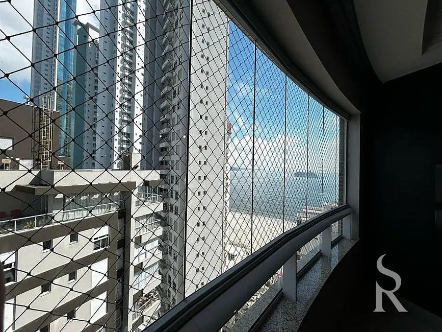 Apartamento com 3 quartos para alugar, 410m2 em Centro, Balneario Camboriu - SC - imagem 2 Foto 2 de Apartamento com 3 quartos para alugar, 410m2 em Centro, Balneario Camboriu - SC