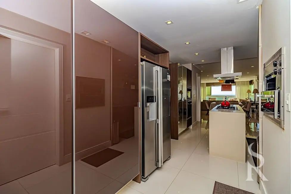 Foto 4 de Apartamento com 3 quartos para alugar, 168m2 em Centro, Balneario Camboriu - SC