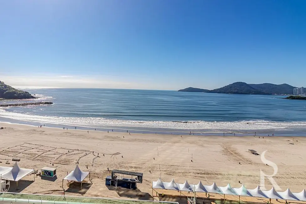 Foto 3 de Apartamento com 3 quartos para alugar, 168m2 em Centro, Balneario Camboriu - SC