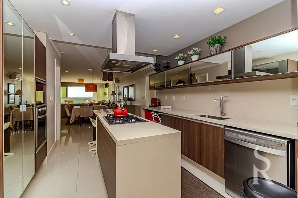 Foto 7 de Apartamento com 3 quartos para alugar, 168m2 em Centro, Balneario Camboriu - SC