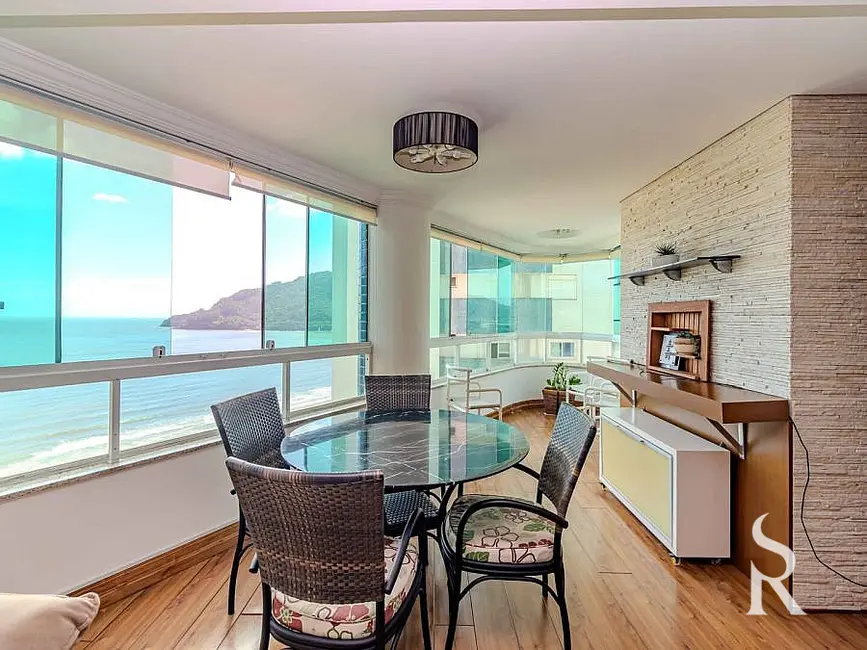 Foto 1 de Apartamento com 3 quartos para alugar, 128m2 em Centro, Balneario Camboriu - SC