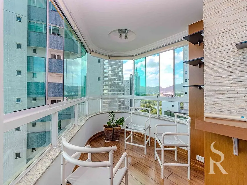 Foto 5 de Apartamento com 3 quartos para alugar, 128m2 em Centro, Balneario Camboriu - SC
