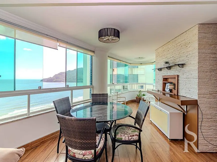 Foto 1 de Apartamento com 3 quartos para alugar, 128m2 em Centro, Balneario Camboriu - SC