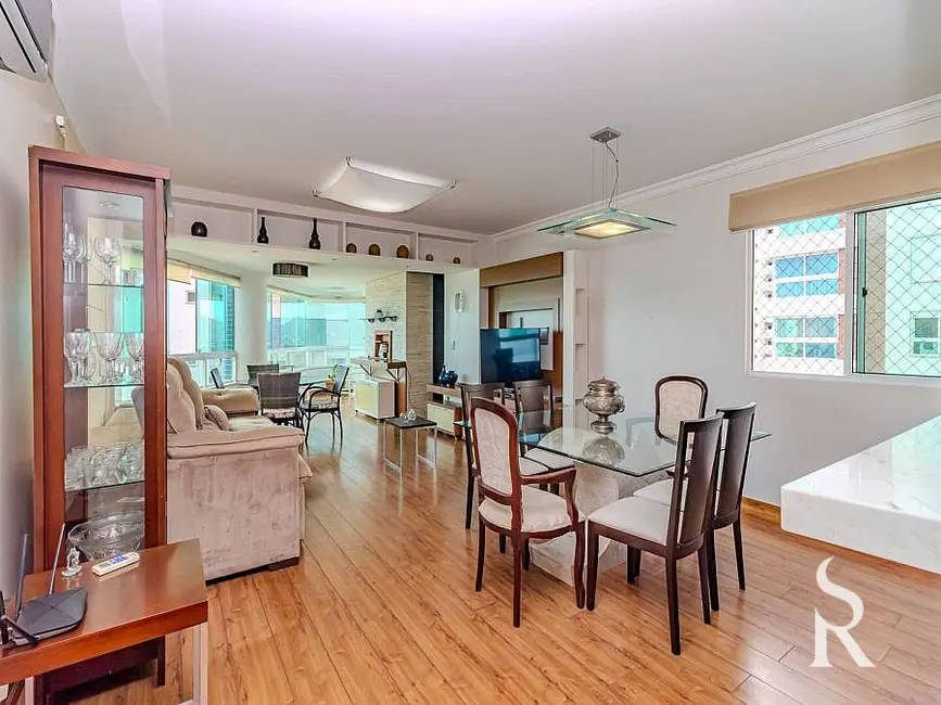 Foto 8 de Apartamento com 3 quartos para alugar, 128m2 em Centro, Balneario Camboriu - SC