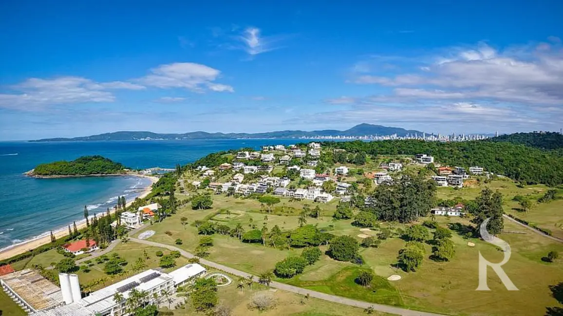 Foto 2 de Casa de Condomínio com 6 quartos à venda, 1747m2 em Itapema - SC