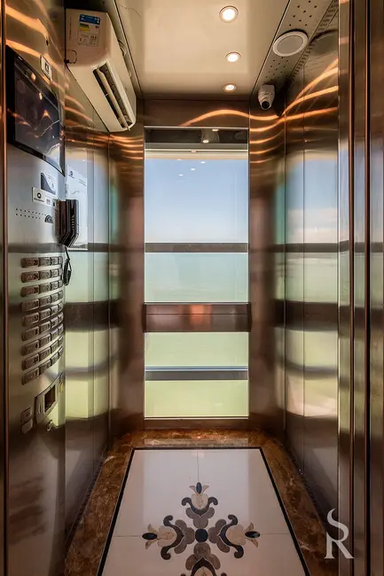 Foto 9 de Cobertura com 4 quartos à venda, 313m2 em Centro, Balneario Camboriu - SC