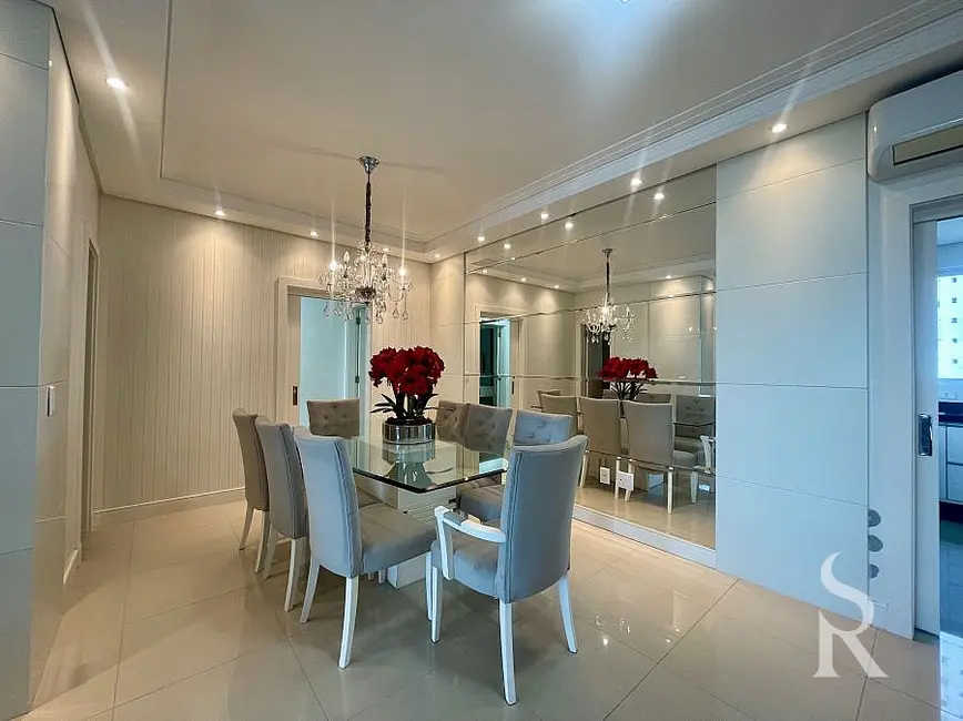 Apartamento com 4 quartos à venda, 144m2 em Balneario Camboriu - SC - imagem 7 Foto 7 de Apartamento com 4 quartos à venda, 144m2 em Balneario Camboriu - SC