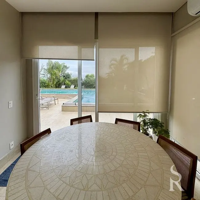 Casa com 6 quartos para alugar, 1000m2 em Praia do Estaleirinho, Balneario Camboriu - SC - imagem 8 Foto 8 de Casa com 6 quartos para alugar, 1000m2 em Praia do Estaleirinho, Balneario Camboriu - SC