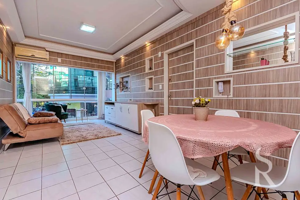 Foto 3 de Apartamento com 1 quarto à venda, 55m2 em Centro, Balneario Camboriu - SC