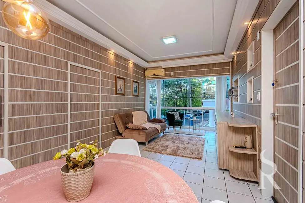 Foto 2 de Apartamento com 1 quarto à venda, 55m2 em Centro, Balneario Camboriu - SC