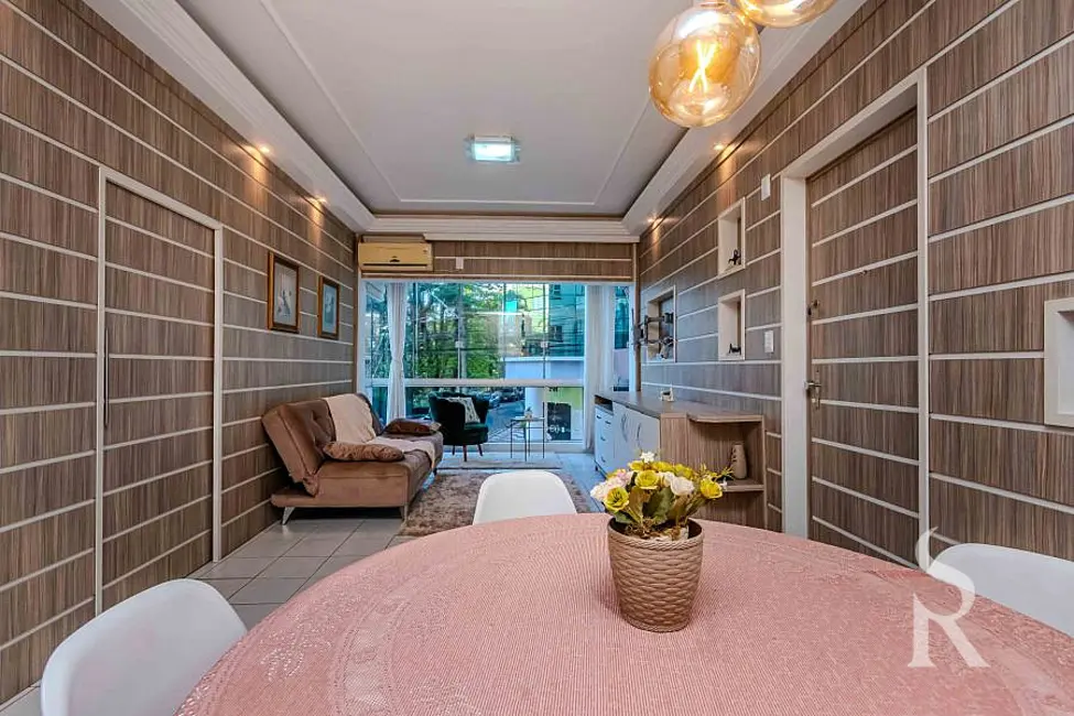 Foto 8 de Apartamento com 1 quarto à venda, 55m2 em Centro, Balneario Camboriu - SC