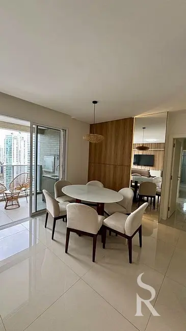 Apartamento com 4 quartos para alugar, 144m2 em Balneario Camboriu - SC - imagem 4 Foto 4 de Apartamento com 4 quartos para alugar, 144m2 em Balneario Camboriu - SC