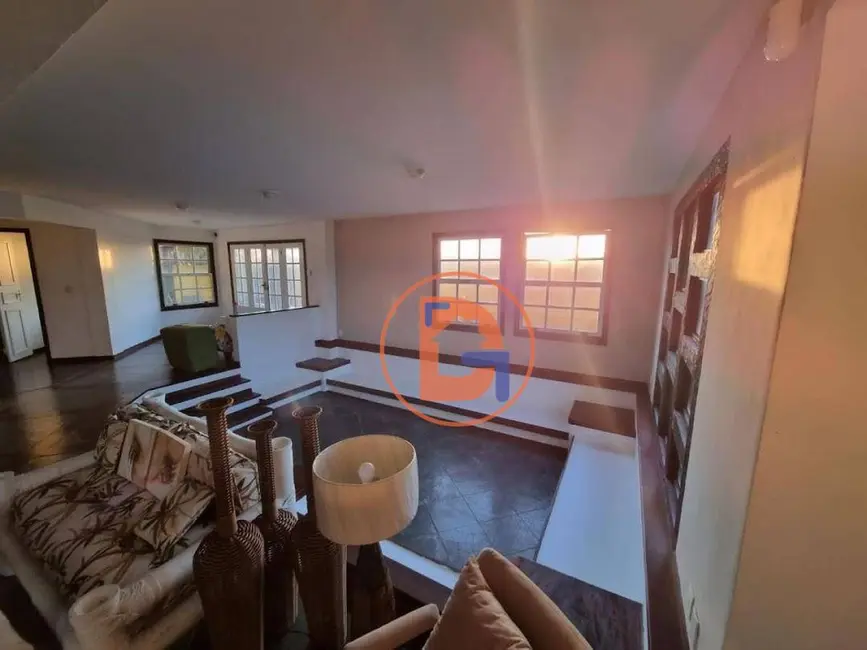 Casa com 5 quartos à venda e para alugar, 1188m2 em Rio Das Ostras - RJ - imagem 7 Foto 7 de Casa com 5 quartos à venda e para alugar, 1188m2 em Rio Das Ostras - RJ