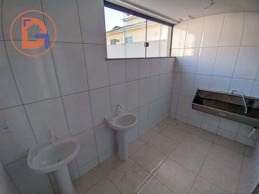 Sala Comercial para alugar, 600m2 em Costazul, Rio Das Ostras - RJ - imagem 8 Foto 8 de Sala Comercial para alugar, 600m2 em Costazul, Rio Das Ostras - RJ