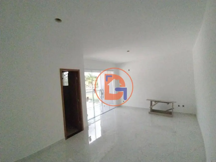 Foto 6 de Casa com 3 quartos à venda, 270m2 em Costazul, Rio Das Ostras - RJ