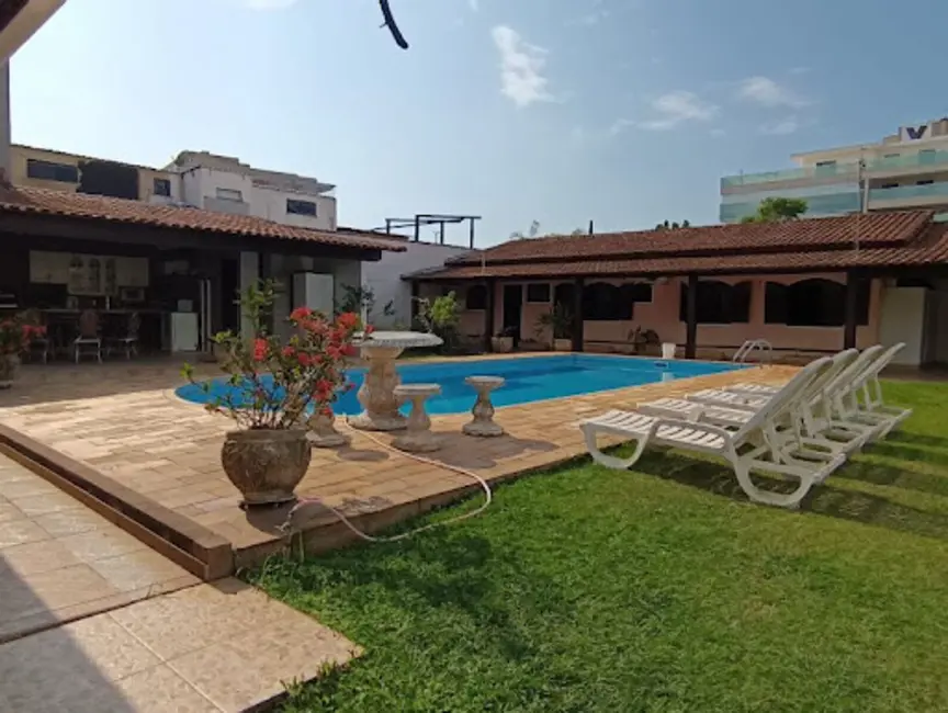 Foto 4 de Casa com 4 quartos à venda, 1080m2 em Costazul, Rio Das Ostras - RJ