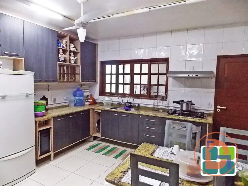 Foto 4 de Casa com 3 quartos à venda, 600m2 em Bosque da Praia, Rio Das Ostras - RJ