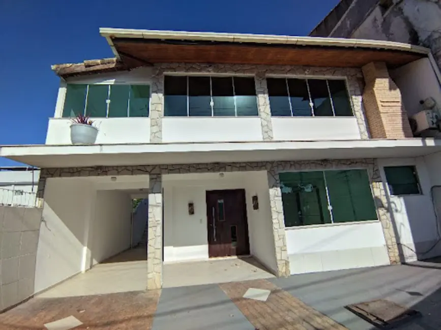 Foto 1 de Casa com 2 quartos à venda e para alugar, 283m2 em Costazul, Rio Das Ostras - RJ