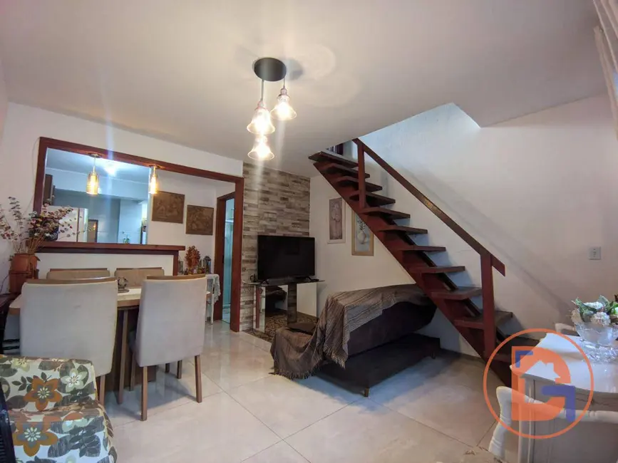 Foto 6 de Casa com 2 quartos à venda, 1080m2 em Costazul, Rio Das Ostras - RJ