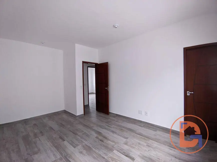 Foto 4 de Casa com 3 quartos à venda, 110m2 em Ouro Verde, Rio Das Ostras - RJ