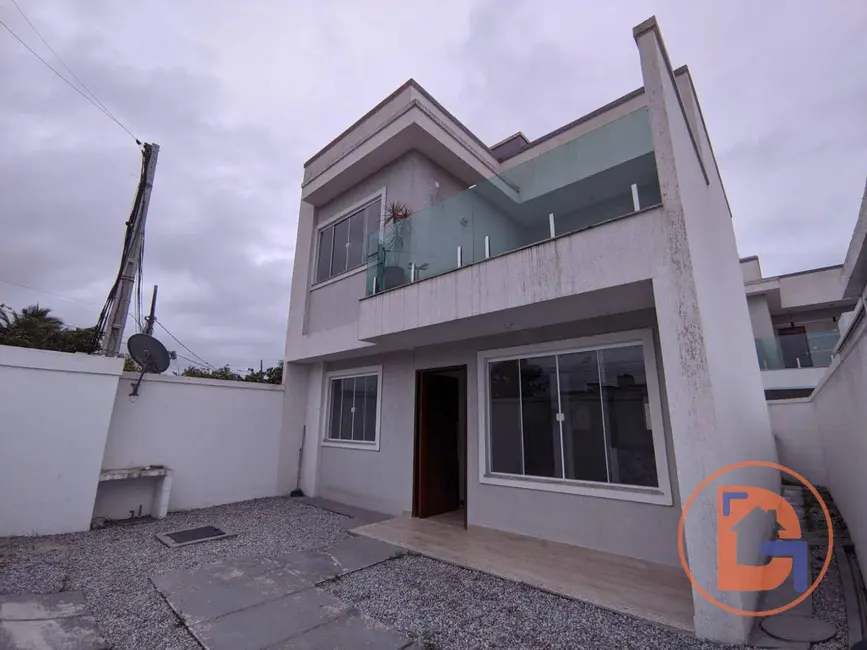 Foto 1 de Casa com 3 quartos à venda, 110m2 em Ouro Verde, Rio Das Ostras - RJ